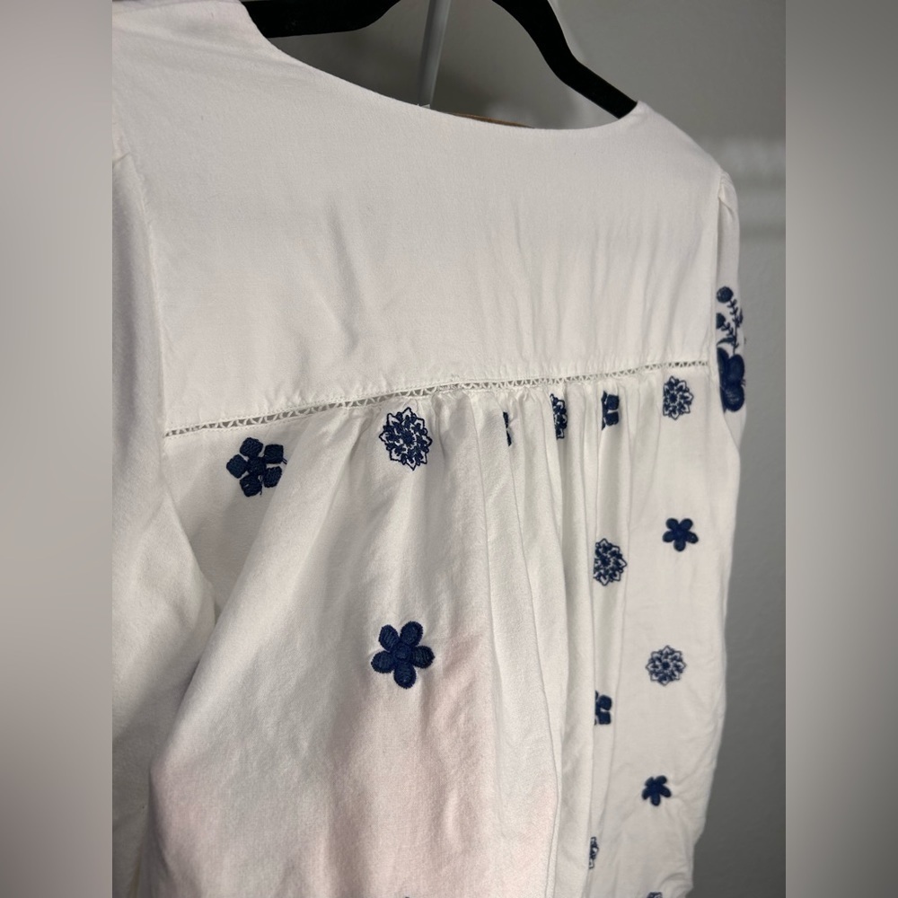 Zara Embroidered White and Blue Blouse - Picture 7 of 7